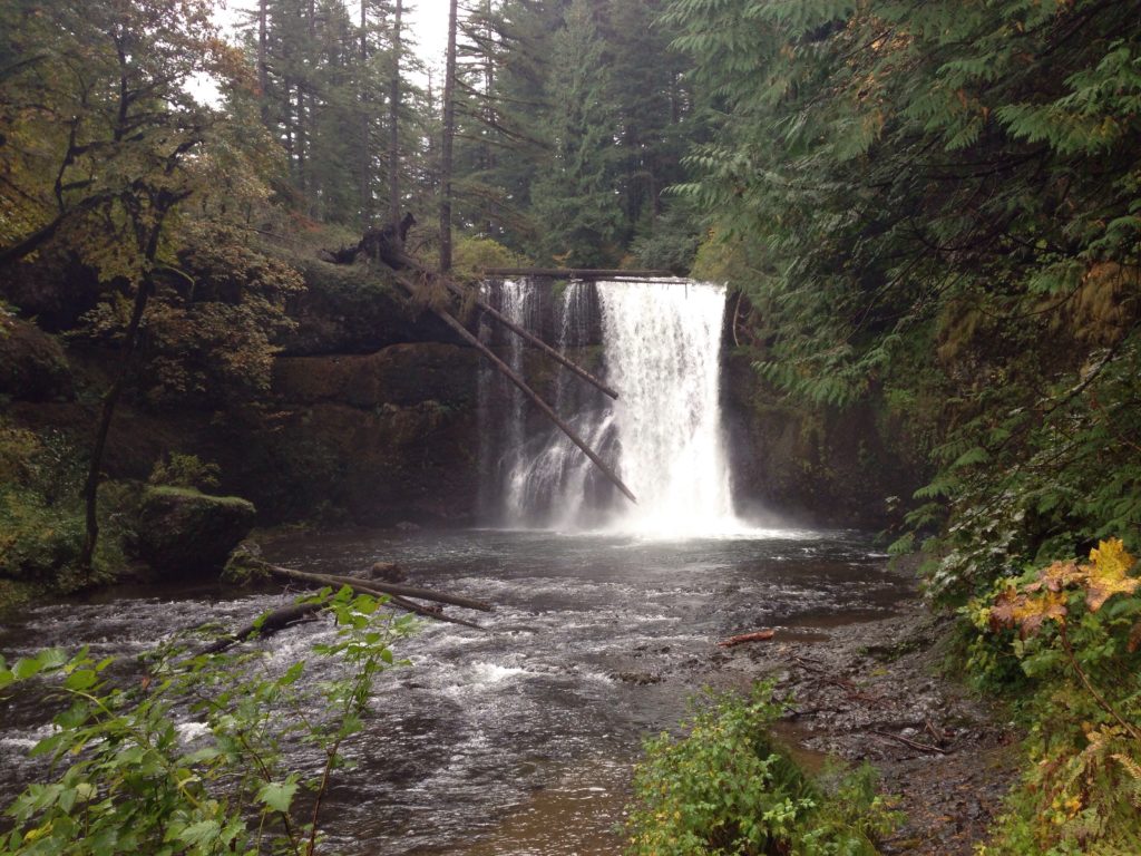 waterfall hikes near portland